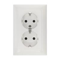 Розетка LK Studio двойная прямая с з/к, со шторками (белый) LK60 863704-1