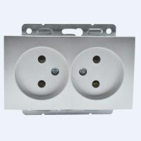 Розетка 2К двойная Mono Electric Despina/ Larissa 16A 250V винтовое подключение серебро 500-002105-121 Розетка 2К двойная Mono Electric Despina/ Larissa 16A 250V винтовое подключение серебро 500-002105-121