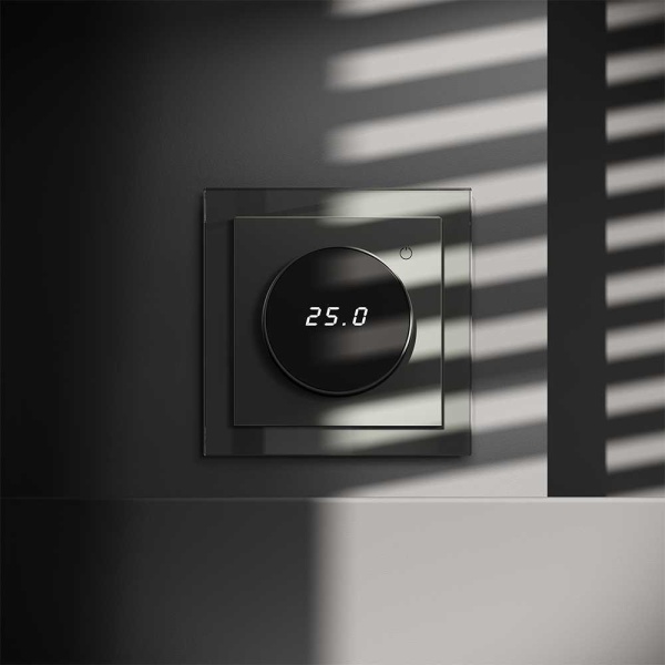 Терморегулятор электронный Voltum S70 с индикацией и датчиком, для теплого пола, (титан) VLS070106