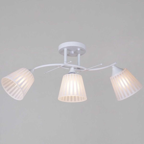 Потолочная люстра Reluce 82460-0.3-03 WH