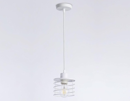Подвесной светильник Ambrella light Traditional TR8065