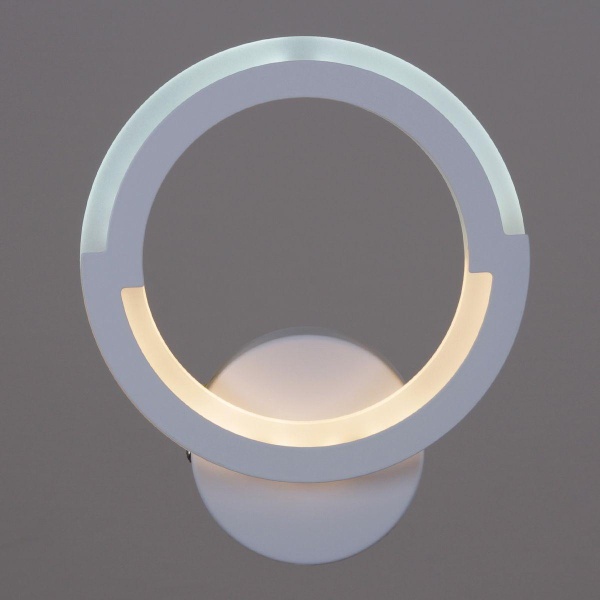 Бра Reluce 09820-3.2-01 WH Бра Reluce 09820-3.2-01 WH