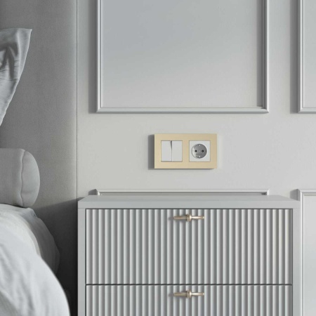 Рамка на 2 поста Slab шампань софт W0022911 a071624