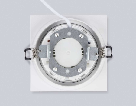 Светильник встраиваемый Ambrella Light TN51824