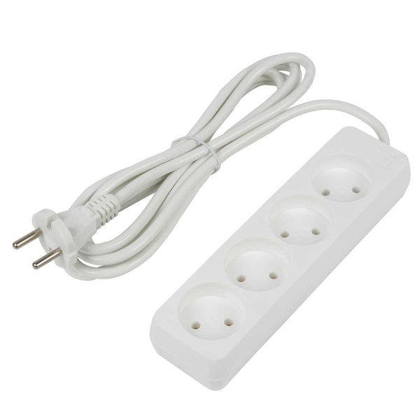 Удлинитель Uniel Ultra 4гн х 3м б/з S-CU4-3 White UL-00009988 Удлинитель Uniel Ultra 4гн х 3м б/з S-CU4-3 White UL-00009988