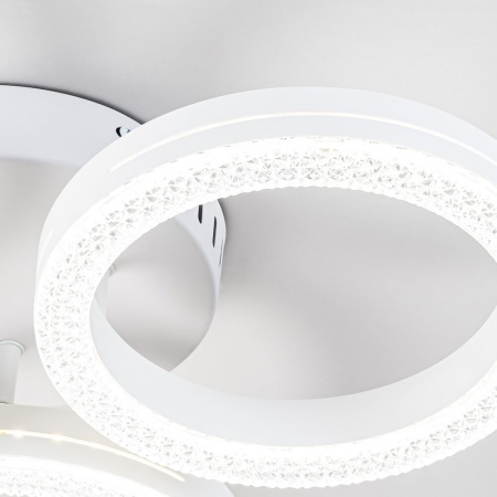 Потолочная светодиодная люстра Escada Fianit 10282/3LED