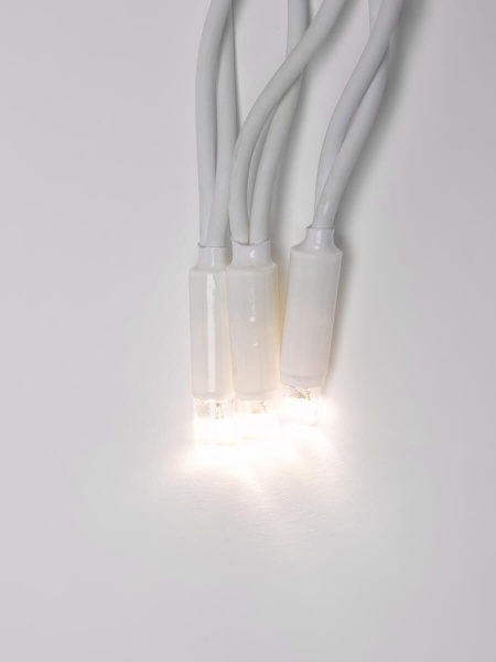 Уличная светодиодная гирлянда Uniel бахрома 220V теплый белый ULD-B3010-200/SWK Warm White IP67 UL-00003679