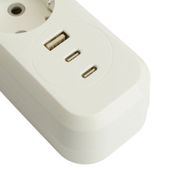 Удлинитель 3-местный с/з с выключ. Stekker HM071-31-03 3x1мм2, 3м, 250В, 16А, 1USB+2C, 2.4A Home, белый 50137