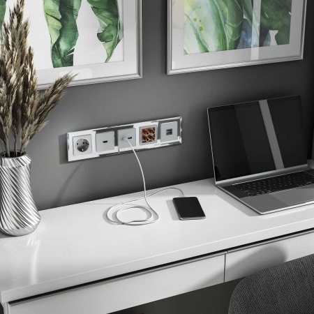 Розетка Werkel a050875