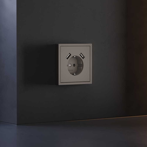 Накладка для розетки с заземлением и защитными шторками, с USB A+A, S70 (капучино) Voltum VLS000914