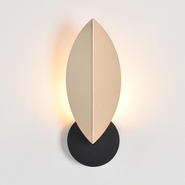 Бра Lumion LEAF 8396/1W