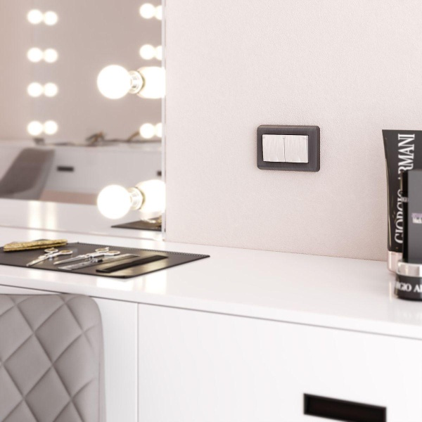 Розетка двойная влагозащищенная с заземлением с защитной крышкой и шторками Werkel перламутровый рифленый W1172213 4690389178122 Розетка двойная влагозащищенная с заземлением с защитной крышкой и шторками Werkel перламутровый рифленый W1172213 4690389178122