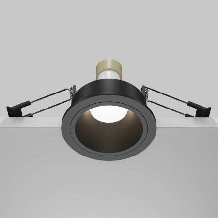 Встраиваемый светильник Maytoni Technical Downlight Share DL126-GU10-B