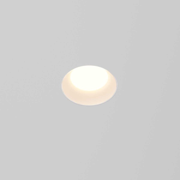 Встраиваемый светильник Maytoni Technical Downlight Okno DL055-8W3-4-6K-TRS-W