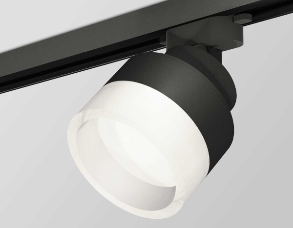 Комплект трекового светильника Ambrella light Track System XT (A2526, A2106, C8102, N8401) XT8102020