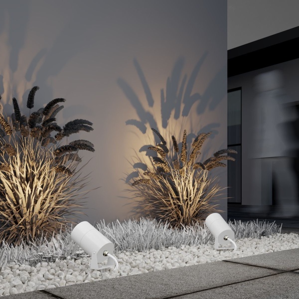 Ландшафтный светодиодный светильник Maytoni Outdoor Bern O050FL-L15W3K