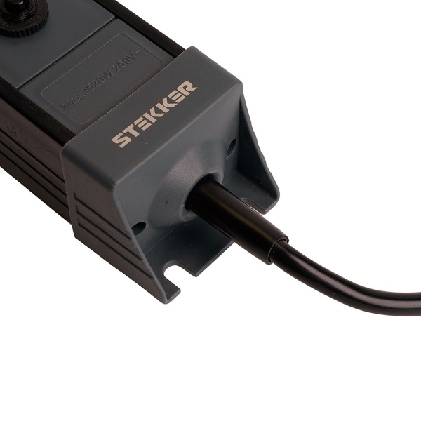 Сетевой фильтр 6-местный с/з Stekker 3x1мм2, 1,8 м, 250В, 16А Techno, HM22-61-02, черный 50159