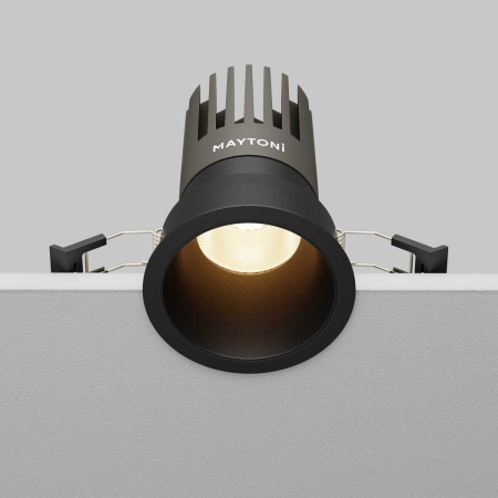 Встраиваемый светильник Maytoni Technical DL118-15W-3K-B