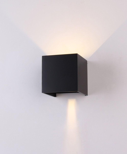 Уличный настенный светодиодный светильник Elvan GW-310A-6W-NH-Bk