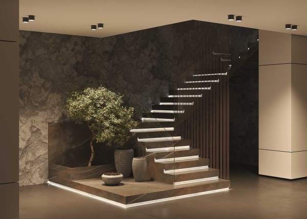 Потолочный светильник Maytoni Technical Glam C096L-GX53-WBS