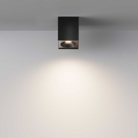 Потолочный светильник Maytoni Sirius C030CL-01B