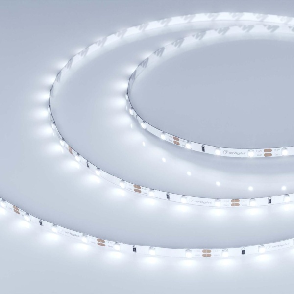 Светодиодная лента Arlight 4,8W/m 60LED/m 2835SMD холодный белый 5M RT-A60-5mm 12V Cool 8K 028610(2)
