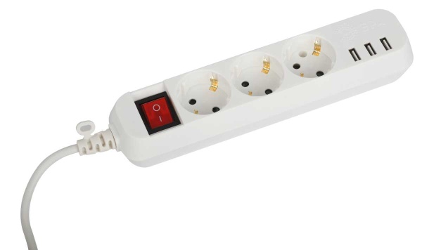 Удлинитель электрический ЭРА U-3es-1,5m-USB c заземлением с выключателем 3 розетки + 3xUSBA 1,5м 10А Б0052900