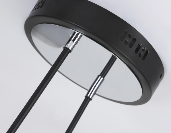 Потолочная светодиодная люстра Ambrella light Comfort Line FL5155