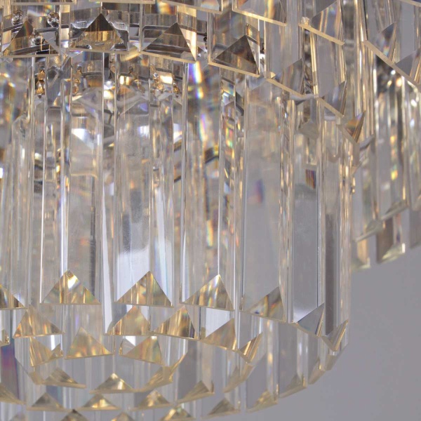 Потолочная люстра Reluce 99018-0.3-500