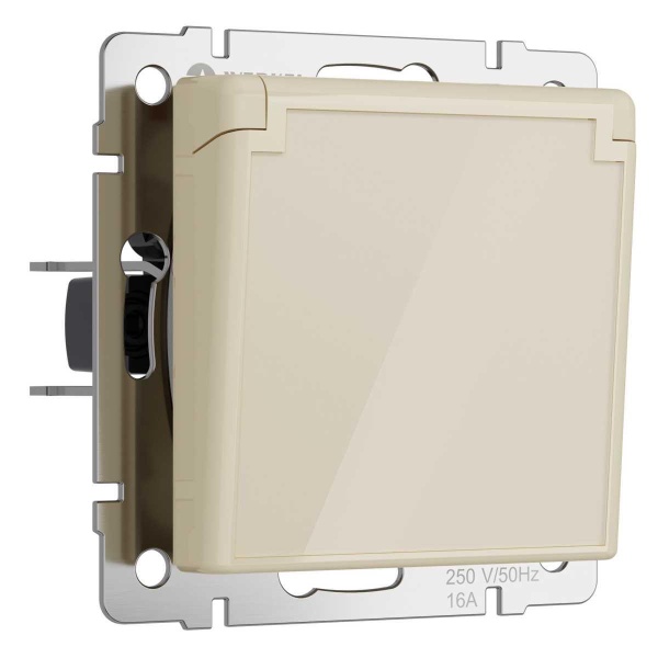 Розетка влагозащищенная с заземлением с защитной крышкой и шторками Werkel айвори акрил W1171243 4690389197109