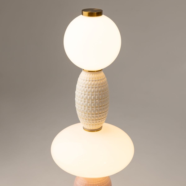 Настольная лампа Maytoni Adore MOD297TL-L24BS3K