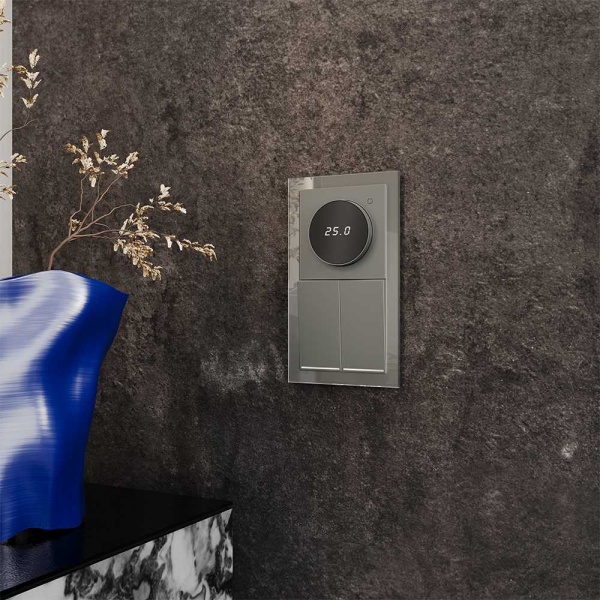 Терморегулятор электронный Voltum S70 с индикацией и датчиком, для теплого пола, (титан) VLS070106