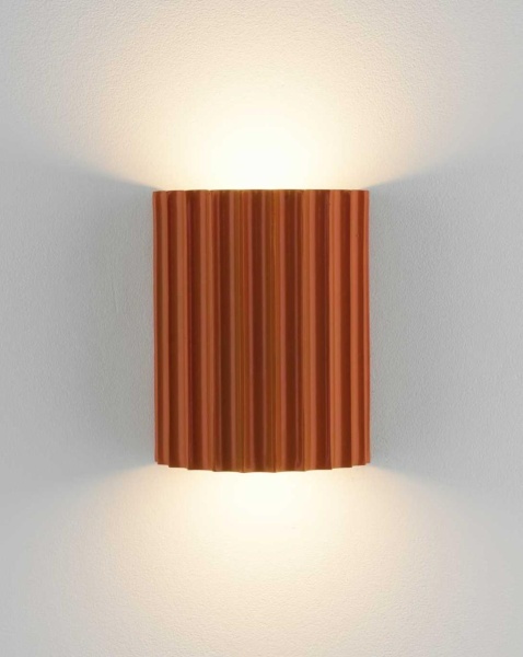 Светильник настенный светодиодный Moderli Bailey V11221-WL