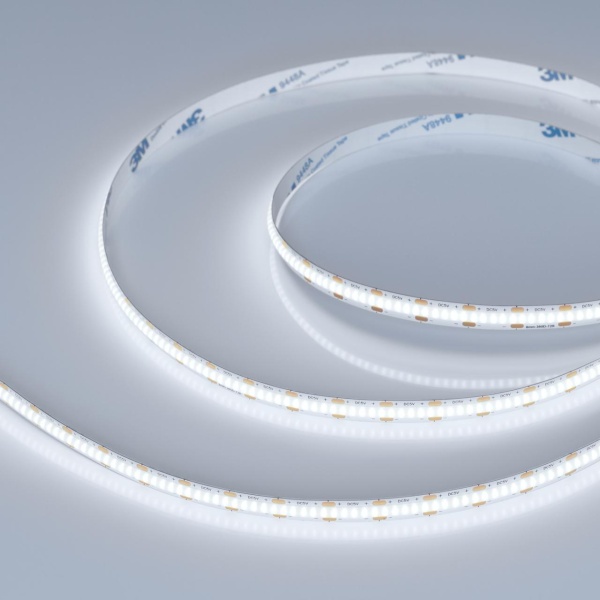 Светодиодная лента Arlight 5W/m 360 LED/m CSPSMD холодный белый 5М COB-X360-8mm 5V 039737
