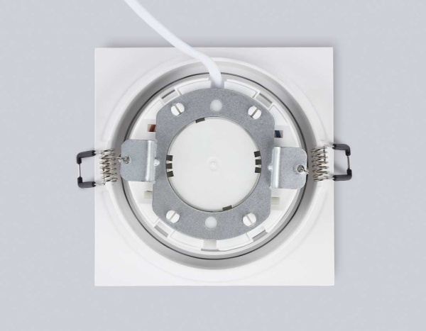 Светильник встраиваемый Ambrella Light TN6607