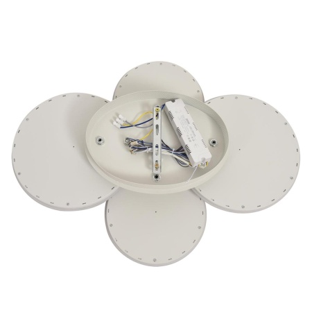 Умная люстра Lumion ALIS SMART 8380/95CL