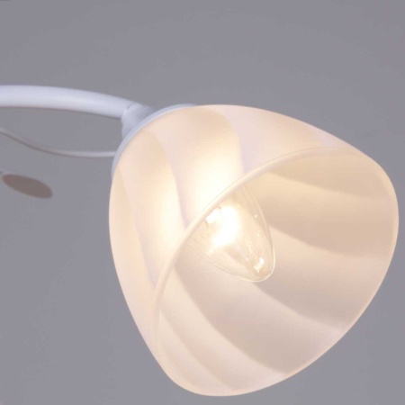 Потолочная люстра Reluce 62560-0.3-02 WH