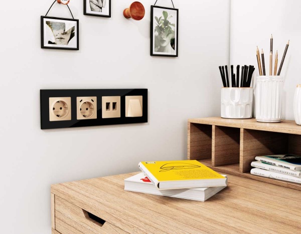 Лицевая панель вывода кабеля Ambrella Volt ALFA Quant Шампань AP6158