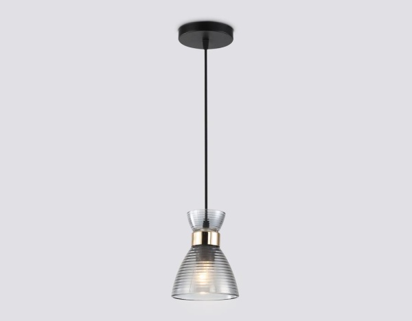 Светильник подвесной со стеклянным плафоном Ambrella light Traditional TR3406