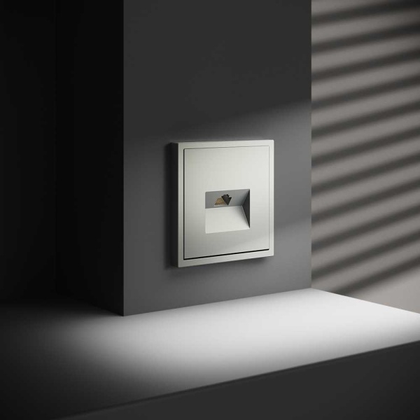 Розетка компьютерная встраиваемая Voltum S70 RJ45 кат.6, (сталь) VLS060105