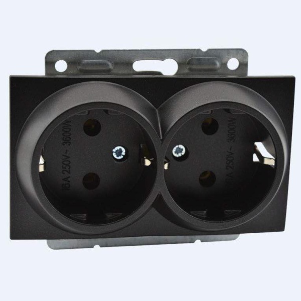 Розетка 2К+З двойная Mono Electric Despina/ Larissa 16A 250V винтовое подключение графит 500-002004-120 Розетка 2К+З двойная Mono Electric Despina/ Larissa 16A 250V винтовое подключение графит 500-002004-120