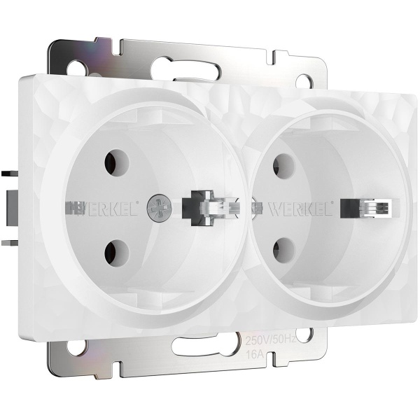 Розетка Werkel Hammer двойная с заземлением белый W1272001 4690389162923 Розетка Werkel Hammer двойная с заземлением белый W1272001 4690389162923