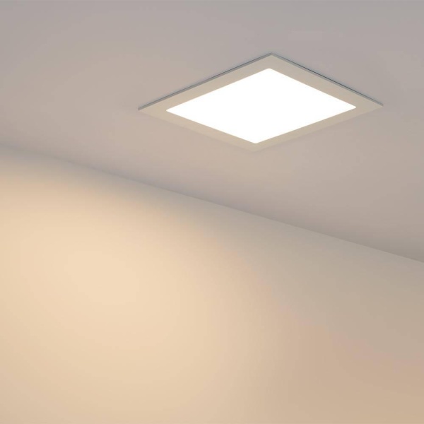 Встраиваемый светодиодный светильник Arlight DL-225x225M-21W Day White 020136 Встраиваемый светодиодный светильник Arlight DL-225x225M-21W Day White 020136