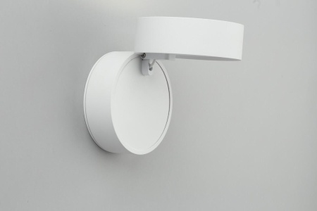 Светодиодный спот Omnilux Lenno OML-101309-18 Светодиодный спот Omnilux Lenno OML-101309-18