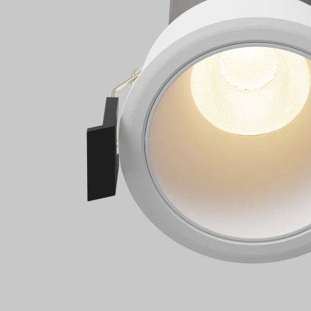 Встраиваемый светильник Maytoni Technical DL116-10W-3K-W