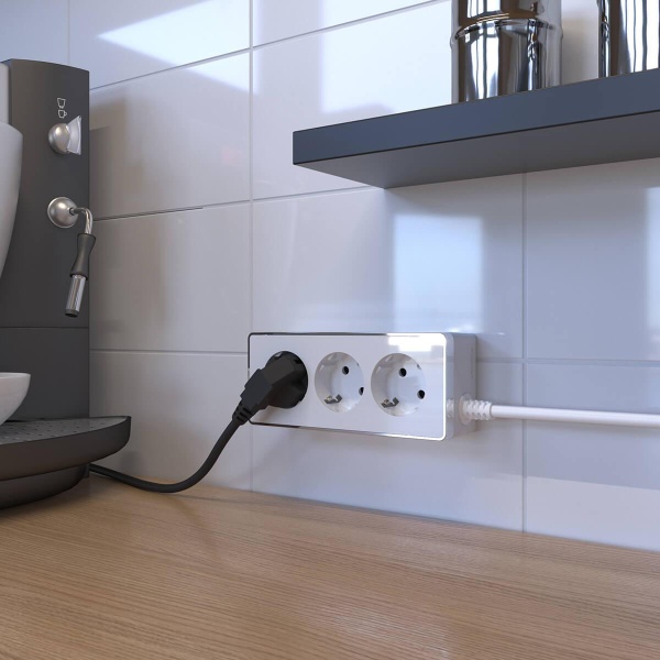 Удлинитель 3-х местный 3м Werkel Gallant белый/хром W6523601 4690389171314 Удлинитель 3-х местный 3м Werkel Gallant белый/хром W6523601 4690389171314