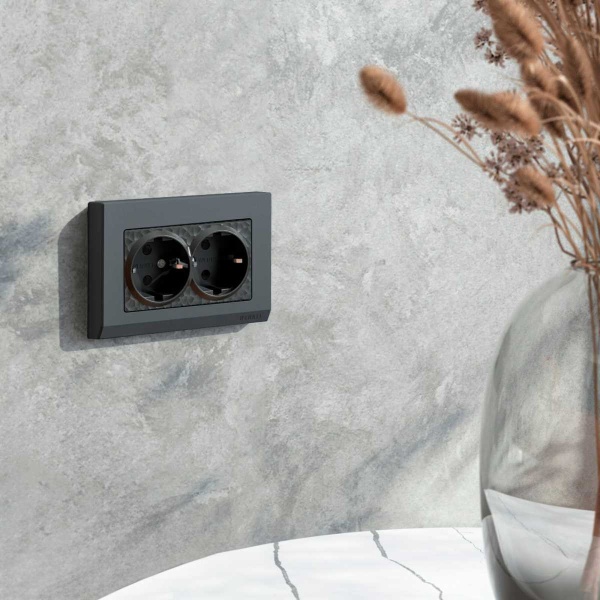 Розетка Werkel Hammer двойная с заземлением черный W1272008 4690389162961