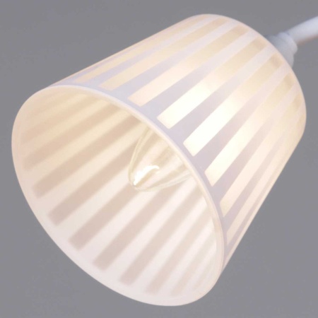 Потолочная люстра Reluce 82460-0.3-03 WH