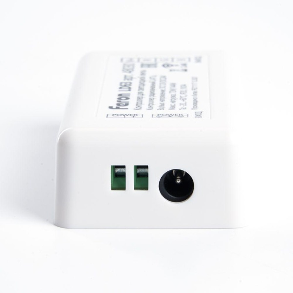Контроллер для RGB светодиодной ленты Feron LD63 48030 Контроллер для RGB светодиодной ленты Feron LD63 48030