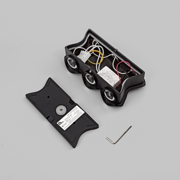 Уличный настенный светодиодный светильник IMEX Cross IL.0014.0019-6-BK